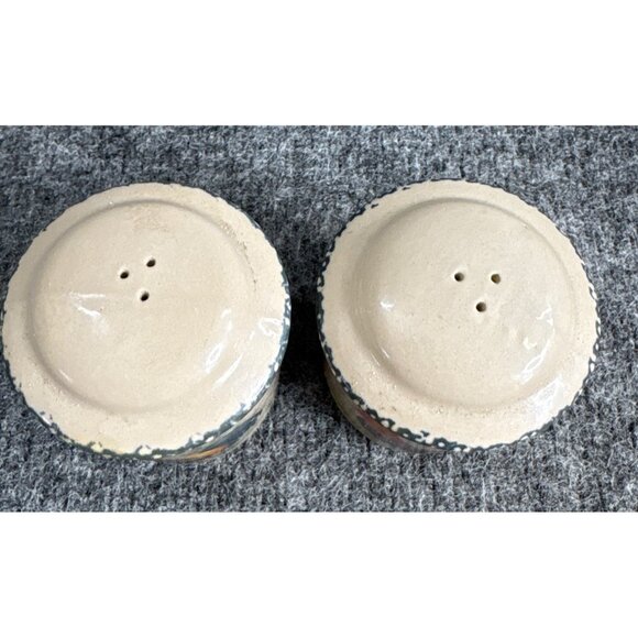 Vintage Ceramic Rooster Salt & Pepper Shaker Set - Picture 2 of 5